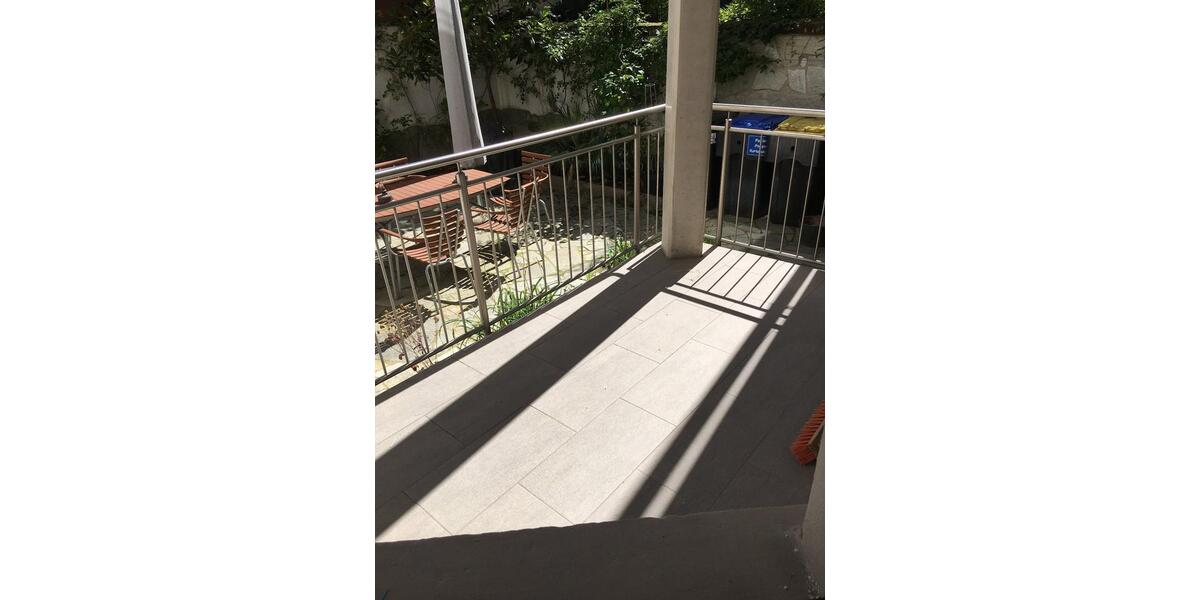 Erdgeschoßwohnung Saarbrücken - 2 Zimmer, 70 m&sup2;, 730&euro; | Angebot:25960921