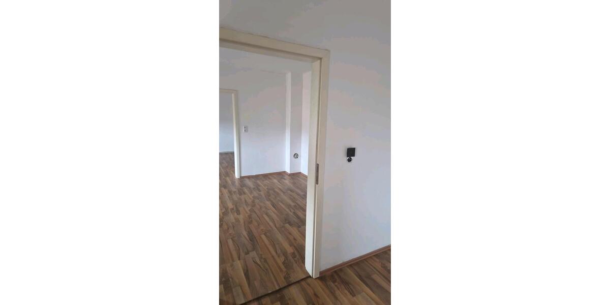 Dachgeschoßwohnung Völklingen - 3 Zimmer, 50 m&sup2;, 475&euro; | Angebot:25895212