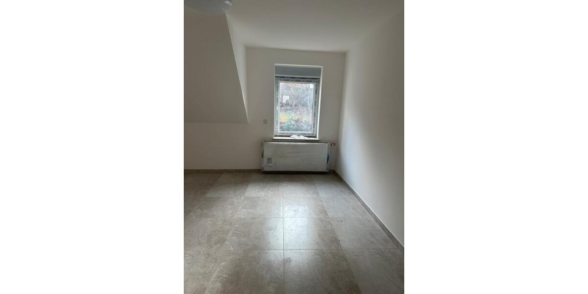 Dachgeschoßwohnung Zweibrücken - 3 Zimmer, 63 m&sup2;, 750&euro; | Angebot:24870535