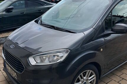 Ford Tourneo Courier 33.310 km 13.150 &euro; Bous 66359