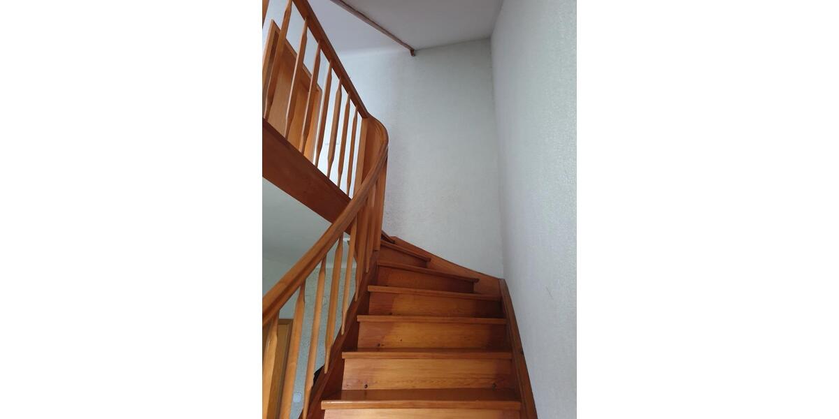 Etagenwohnung Saarbrücken Neue Bremm - 3 Zimmer, 70 m&sup2;, 850&euro; | Angebot:25905772