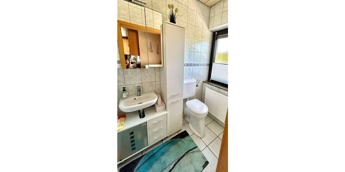 Mehrfamilienhaus, Wohnhaus Illingen Hüttigweiler - 5 Zimmer, 174 m&sup2;, 325.000&euro; | Angebot:25701155