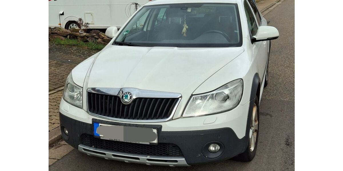 Skoda Octavia 320.500 km 4.900 &euro; Schmelz 66839
