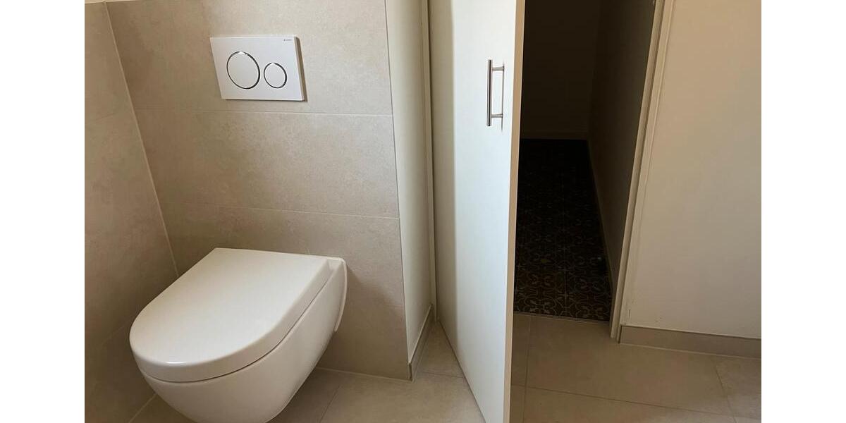 Dachgeschoßwohnung Saarbrücken Malstatt - 2 Zimmer, 60 m&sup2;, 790&euro; | Angebot:26013059