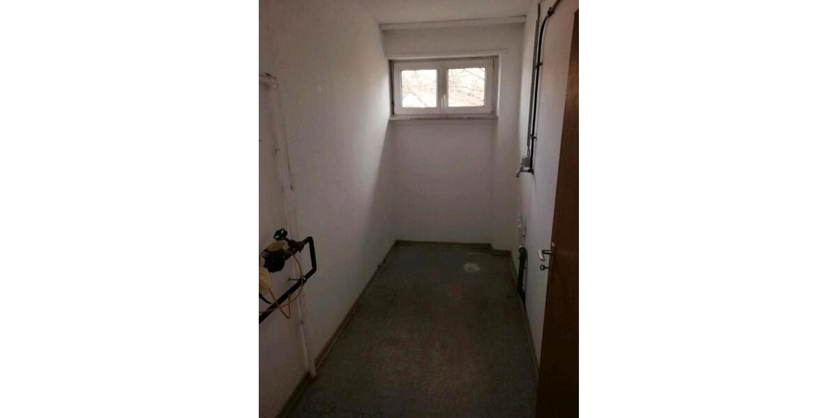 Etagenwohnung Schiffweiler - 5 Zimmer, 85 m&sup2;, 700&euro; | Angebot:25379468