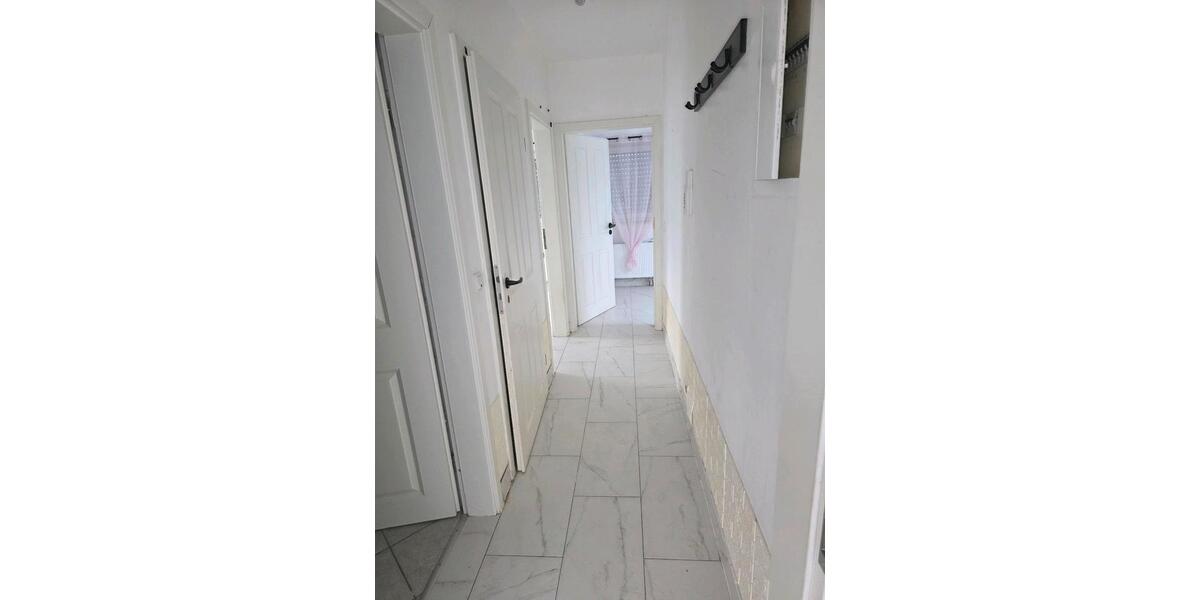 Dachgeschoßwohnung Saarbrücken Bübingen - 3 Zimmer, 90 m&sup2;, 1.000&euro; | Angebot:25907070