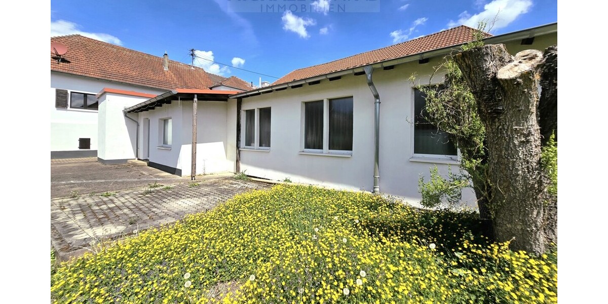 Attraktives Mehrfamilienhaus für Kapitalanleger in Schmelz-Hüttersdorf - Mehrfamilienhaus, Wohnhaus Schmelz / Hüttersdorf Hüttersdorf | Angebot:27010347