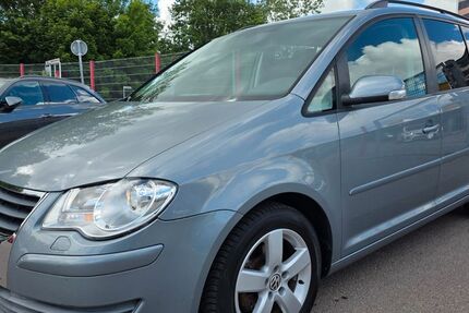 VW Touran 234.500 km 4.490 &euro; Saarlouis 66740