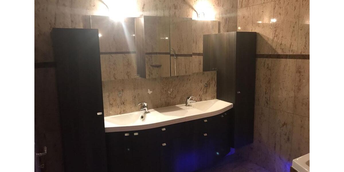 Einfamilienhaus Überherrn - 8 Zimmer, 180 m&sup2;, 345.999&euro; | Angebot:23047134