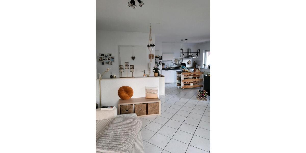 Etagenwohnung Riegelsberg - 3 Zimmer, 93 m&sup2;, 700&euro; | Angebot:25781447