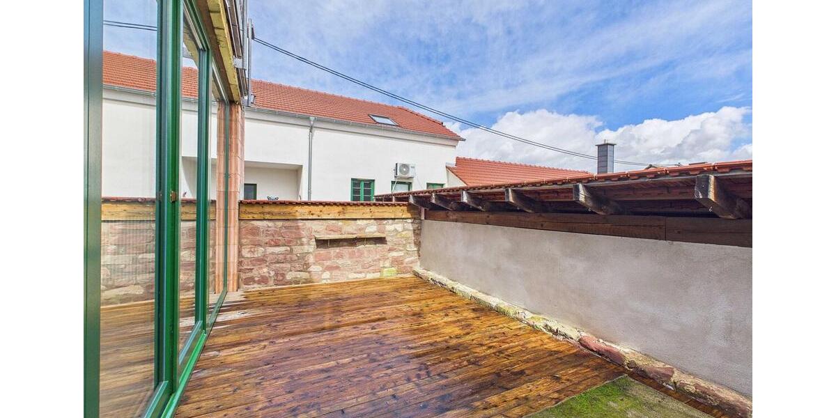 Etagenwohnung Saarlouis - 3 Zimmer, 117 m&sup2;, 1.150&euro; | Angebot:25782412