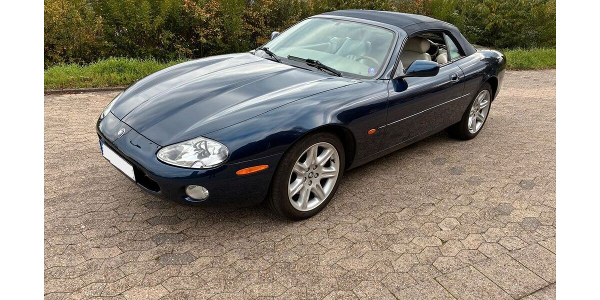 Jaguar XK8 157.000 km 19.900 &euro; Sankt Ingbert 66386