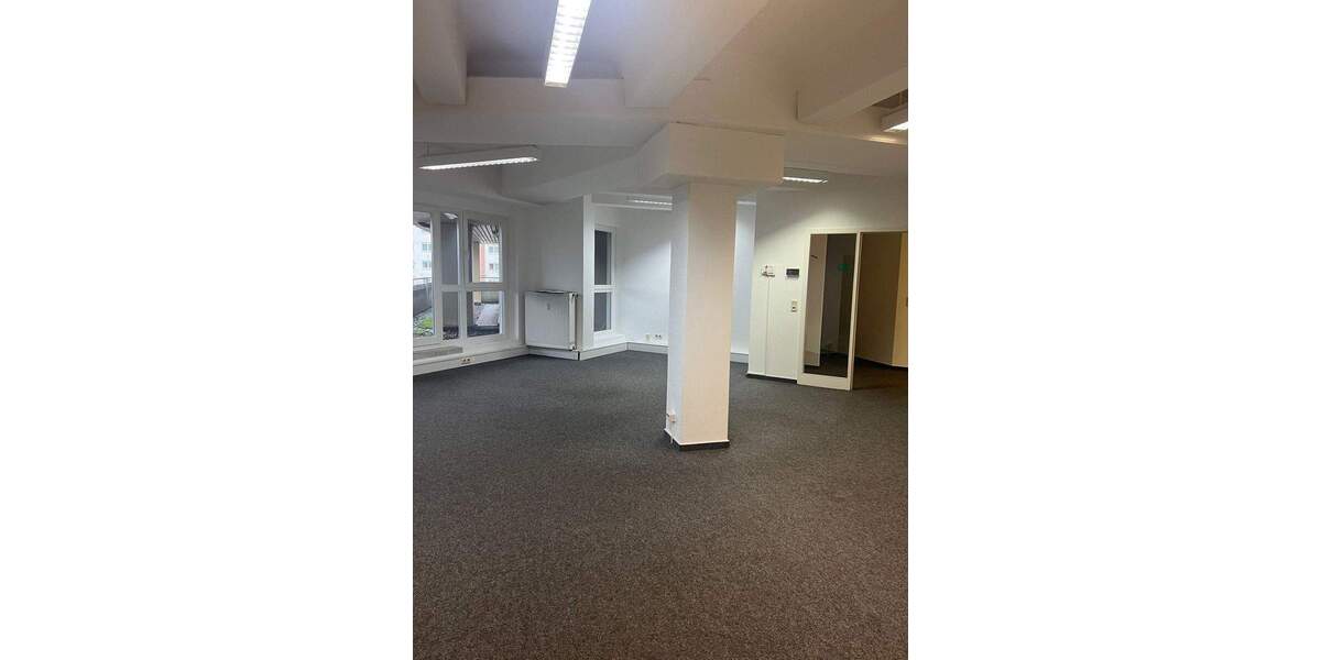 Gewerbeobjekt Saarlouis Roden - 6 Zimmer, 145 m&sup2;, 1.150&euro; | Angebot:25663160