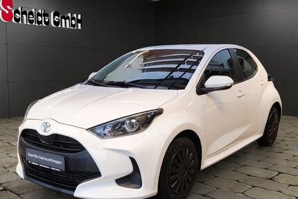 Toyota Yaris 32.097 km 14.770 &euro; Schiffweiler 66578