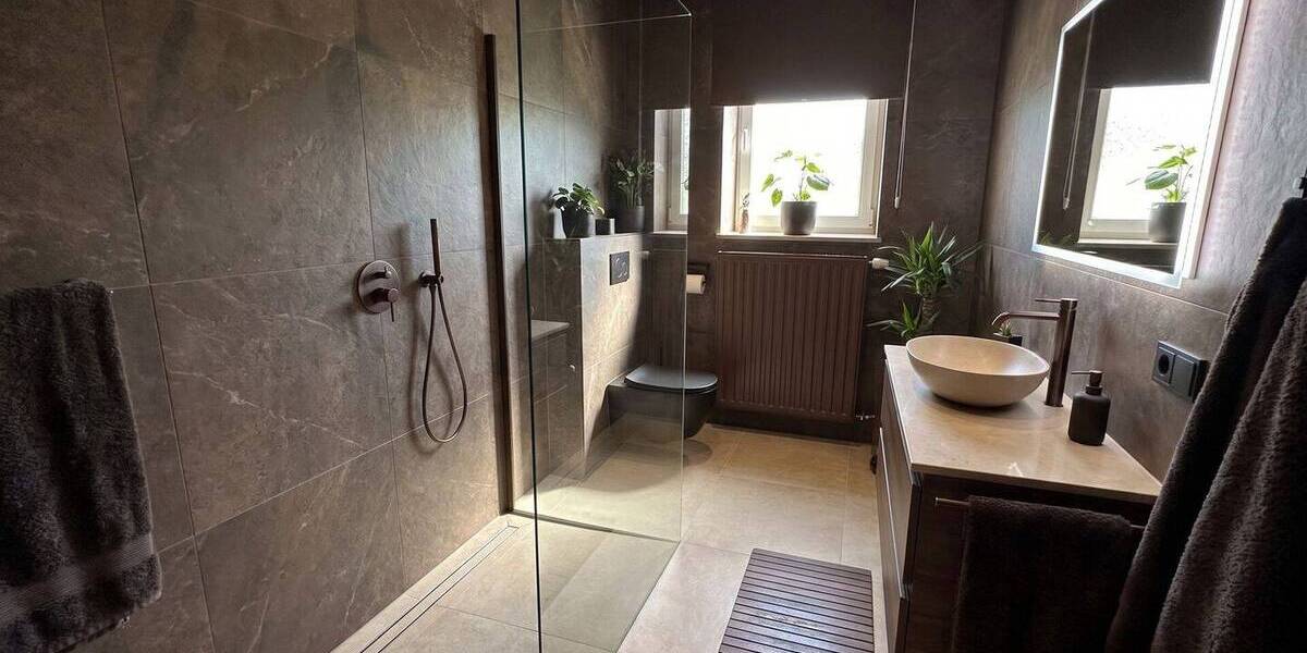 Mehrfamilienhaus, Wohnhaus Saarwellingen / Reisbach Reisbach - 8 Zimmer, 170 m&sup2;, 218.000&euro; | Angebot:26411493