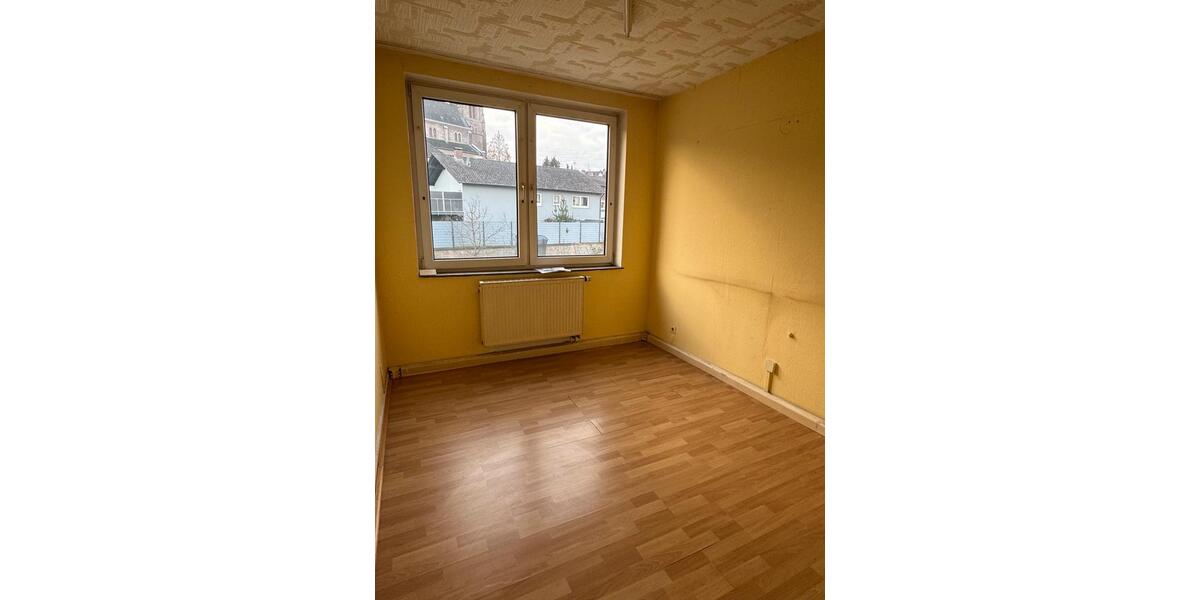 Etagenwohnung Völklingen - 2 Zimmer, 50 m&sup2;, 450&euro; | Angebot:25053297