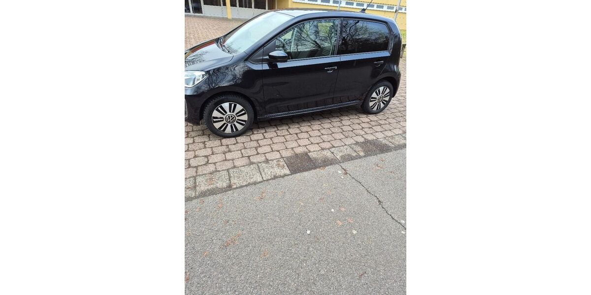 VW e-up! 6.100 km 18.900 &euro; Püttlingen 66346