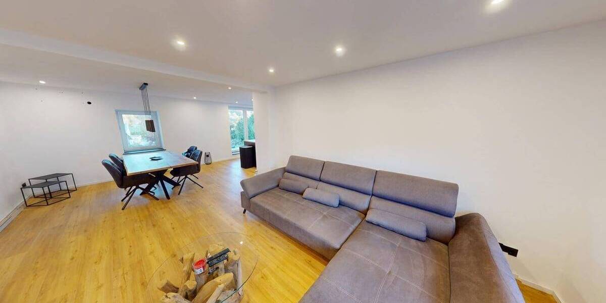 Einfamilienhaus Schiffweiler - 3 Zimmer, 95 m&sup2;, 199.000&euro; | Angebot:25984455