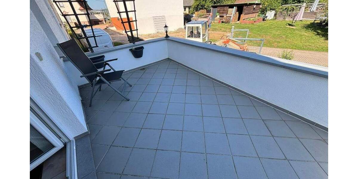 Mehrfamilienhaus, Wohnhaus Neunkirchen Wiebelskirchen - 6 Zimmer, 178 m&sup2;, 229.000&euro; | Angebot:25706021