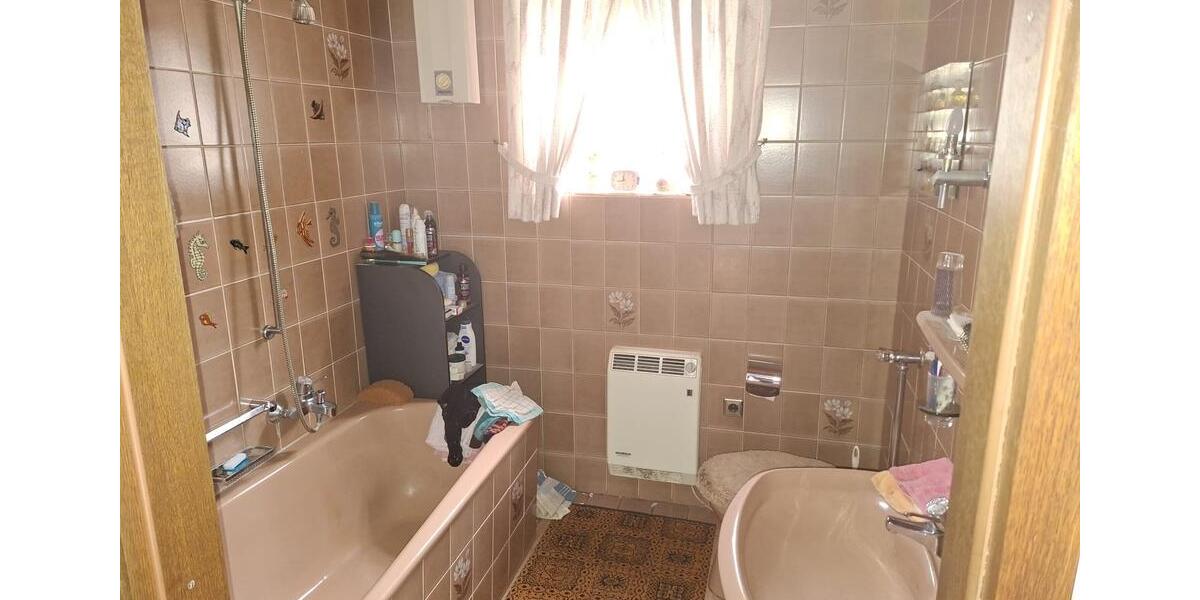 Einfamilienhaus Saarwellingen - 4 Zimmer, 93 m&sup2;, 119.000&euro; | Angebot:26739303