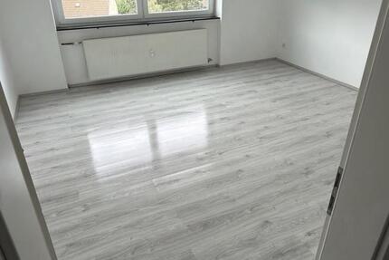 Wohnung Saarbrücken Neue Bremm - 3 Zimmer, 78 m&sup2;, 200.000&euro; | Angebot:27642418