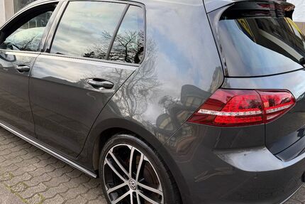 VW Golf 160.000 km 13.200 &euro; Saarbrücken 66115