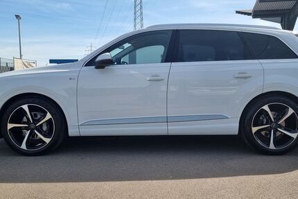 Audi Q7 206.491 km 23.990 &euro; Nalbach 66809