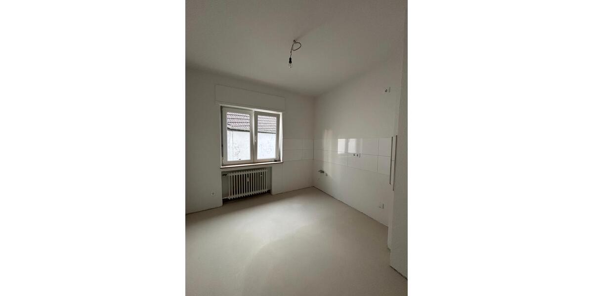 Etagenwohnung Saarbrücken Brebach-Fechingen - 3 Zimmer, 66 m&sup2;, 595&euro; | Angebot:25928263