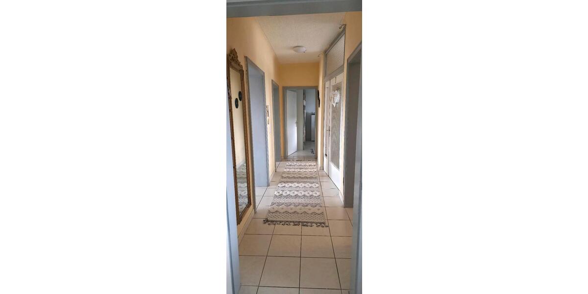 Etagenwohnung Heusweiler - 4 Zimmer, 100 m&sup2;, 690&euro; | Angebot:26696396