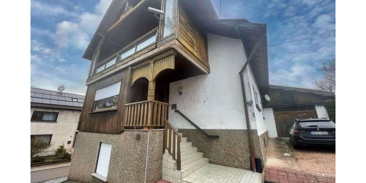 Einfamilienhaus Lebach - 5 Zimmer, 150 m&sup2;, 139.000&euro; | Angebot:25523725