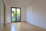Erdgeschoßwohnung Schwalbach - 3 Zimmer, 113 m&sup2;, 900&euro; | Angebot:25932875