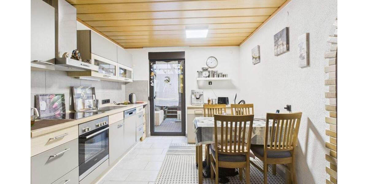 Einfamilienhaus Quierschied - 4 Zimmer, 87 m&sup2;, 155.000&euro; | Angebot:25687890