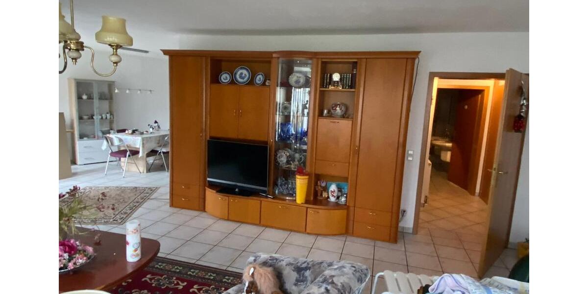 Erdgeschoßwohnung Schiffweiler - 2 Zimmer, 98 m&sup2;, 760&euro; | Angebot:25172679