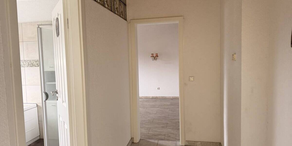 Mehrfamilienhaus, Wohnhaus Schiffweiler - 6 Zimmer, 184 m&sup2;, 265.000&euro; | Angebot:26641339