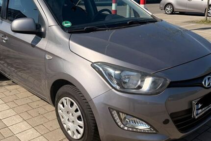 Hyundai i20 100.000 km 5.199 &euro; Völklingen 66333