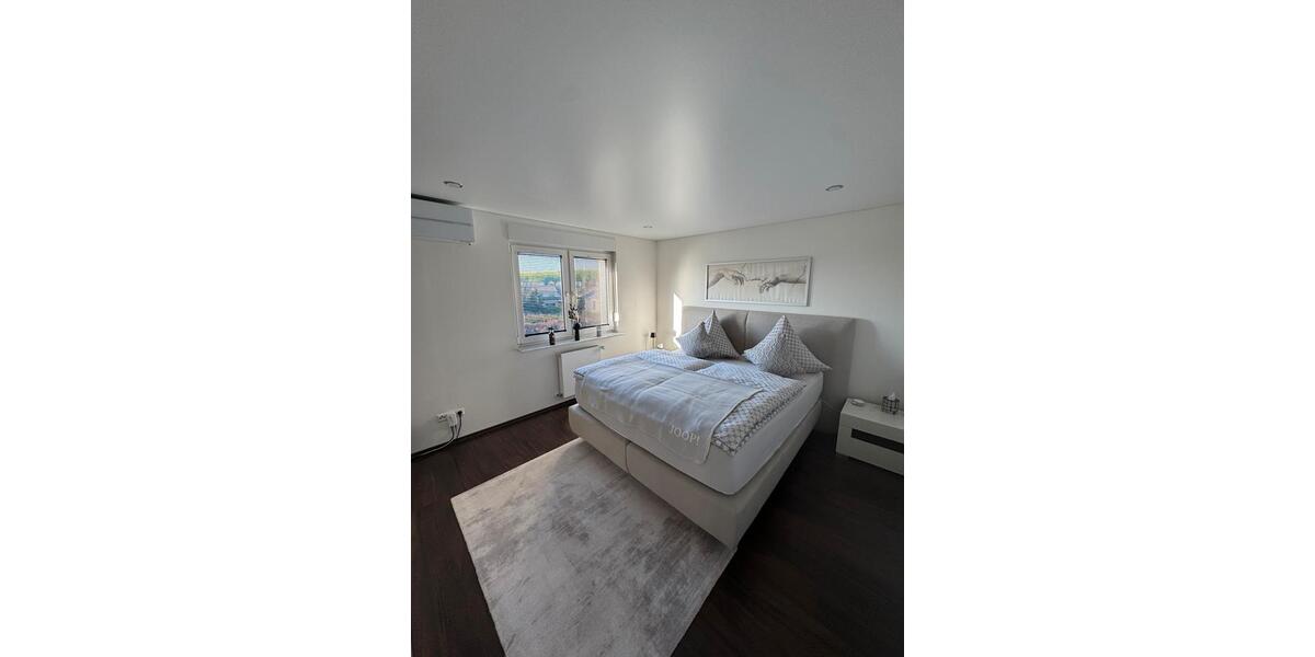 Etagenwohnung Saarbrücken West - 3 Zimmer, 90 m&sup2;, 250.000&euro; | Angebot:26406355