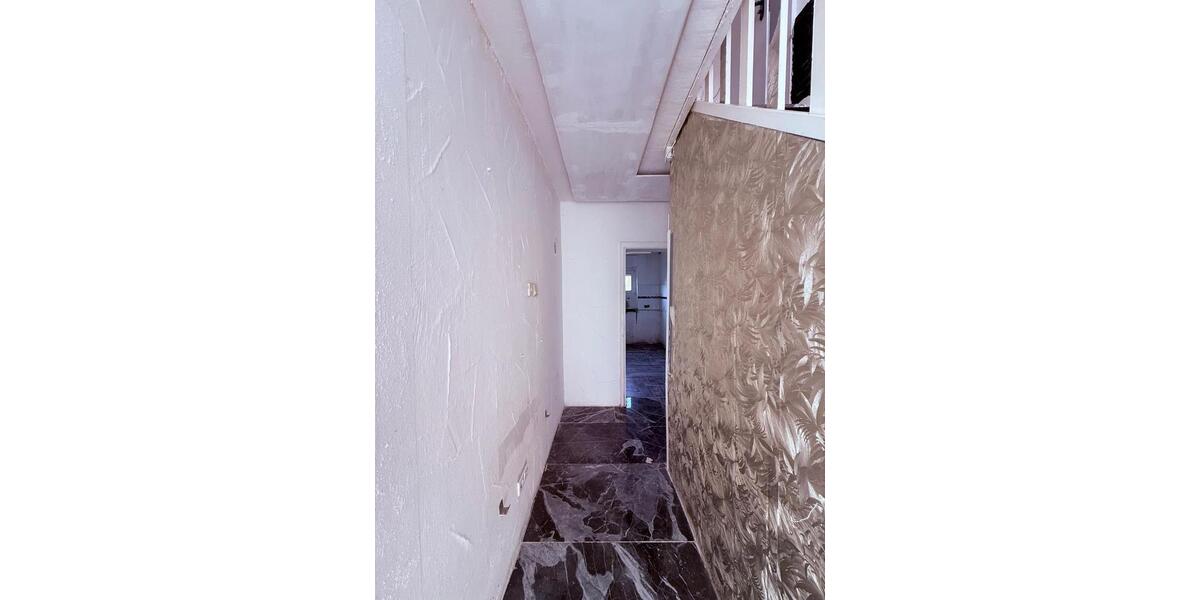 Doppelhaushälfte Gersheim - 6 Zimmer, 155 m&sup2;, 119.000&euro; | Angebot:26605200