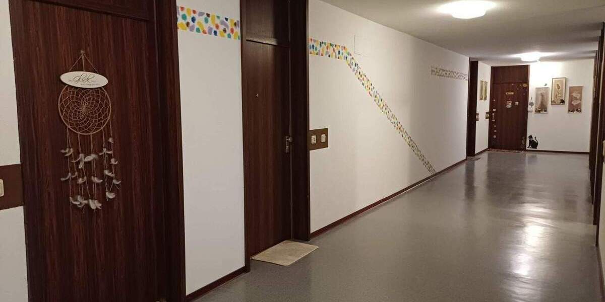 Etagenwohnung Neunkirchen Innenstadt - 3 Zimmer, 75 m&sup2;, 110.000&euro; | Angebot:25683936