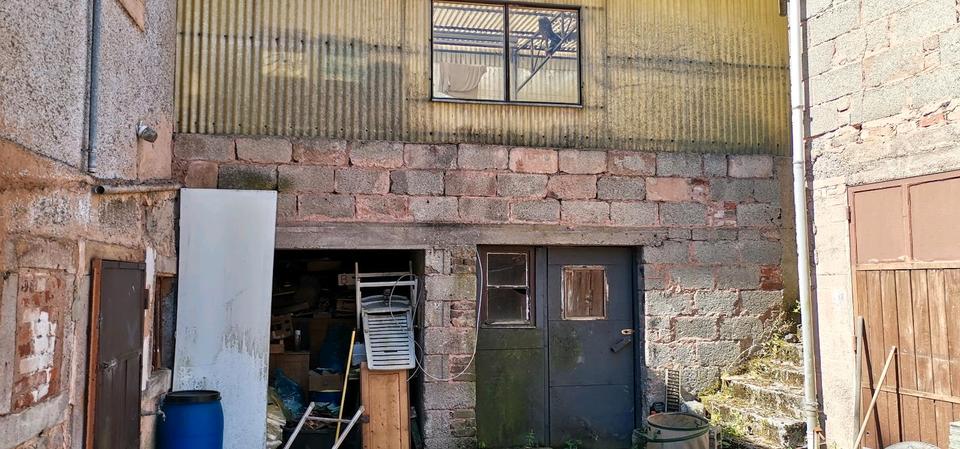 Einfamilienhaus Breitenbach - 4 Zimmer, 130 m&sup2;, 119.000&euro; | Angebot:25857498