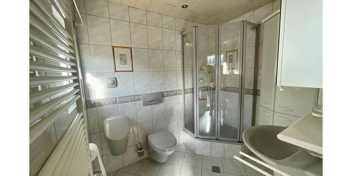 Mehrfamilienhaus, Wohnhaus Großrosseln Dorf im Warndt - 6 Zimmer, 127 m&sup2;, 179.000&euro; | Angebot:25664070