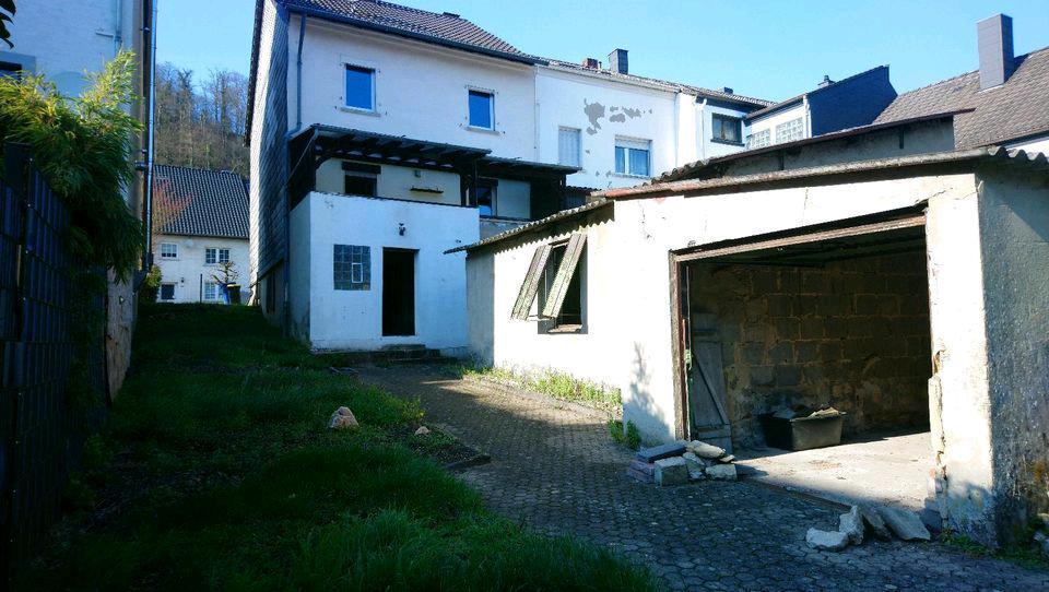 Einfamilienhaus Überherrn - 5 Zimmer, 127 m&sup2;, 222.000&euro; | Angebot:26200011