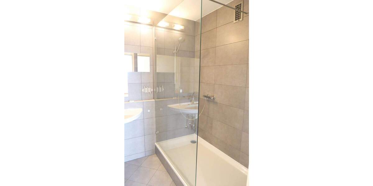 Etagenwohnung Sankt Ingbert Rohrbach - 3 Zimmer, 92 m&sup2;, 199.000&euro; | Angebot:25667231