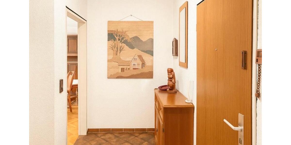 Etagenwohnung Völklingen - 3 Zimmer, 84 m&sup2;, 700&euro; | Angebot:25821374