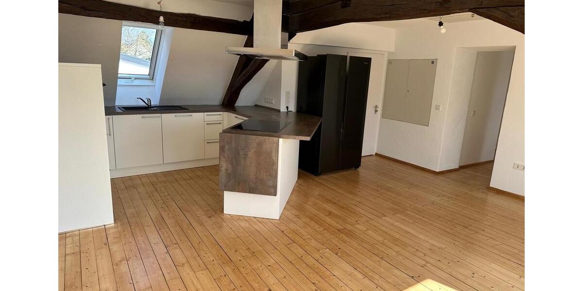 Dachgeschoßwohnung Saarbrücken Ensheim - 2 Zimmer, 130 m&sup2;, 1.000&euro; | Angebot:26162666