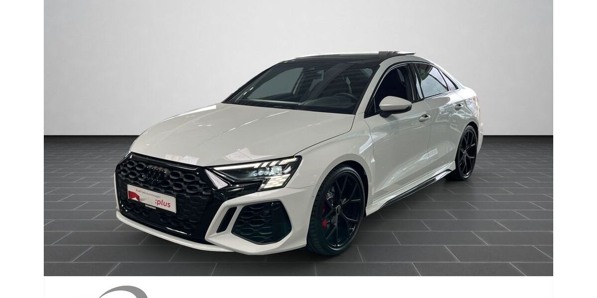 Audi RS3 42.425 km 59.990 &euro; Saarbrücken 66115