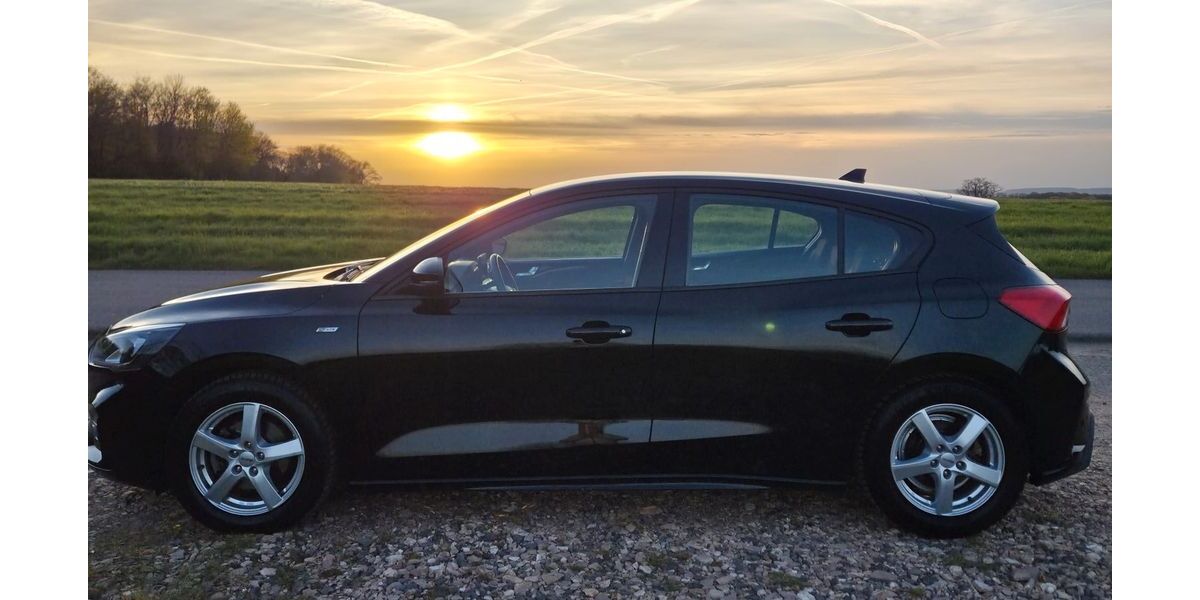 Ford Focus 89.000 km 14.900 &euro; Püttlingen 66346