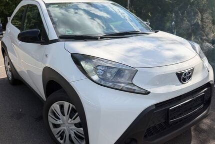 Toyota Aygo (X) 6.050 km 14.300 &euro; Wadgassen 66787