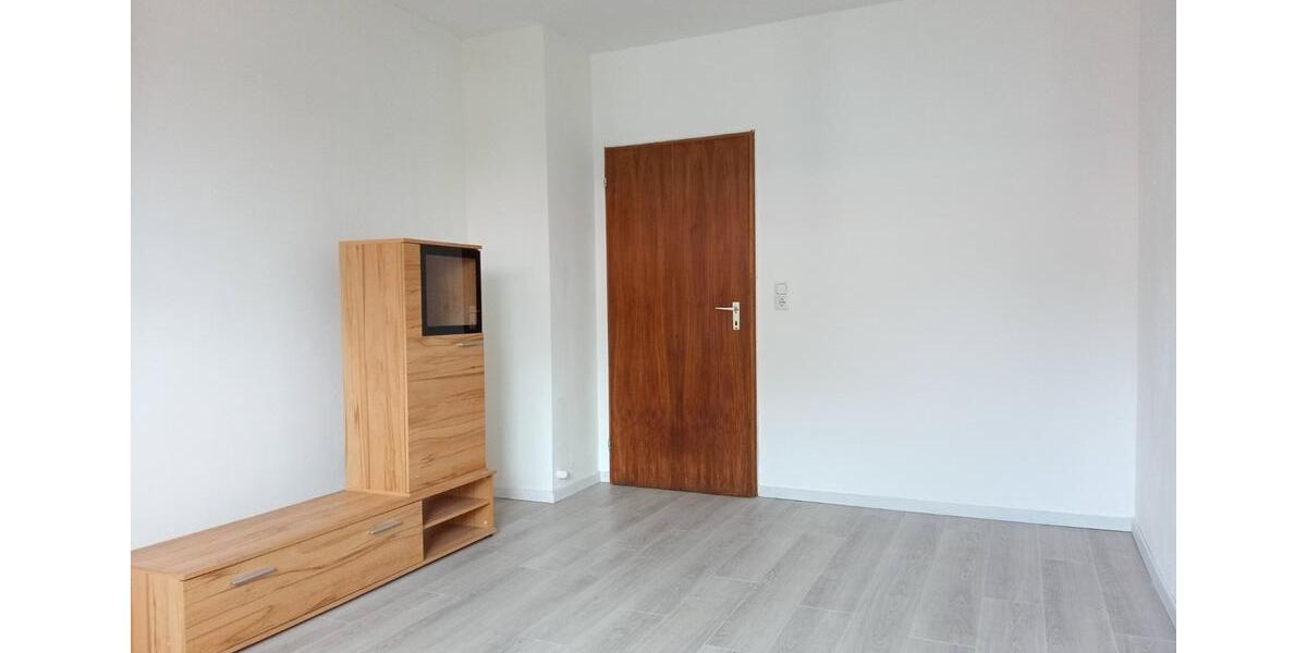 Erdgeschoßwohnung Völklingen - 1 Zimmer, 31 m&sup2;, 270&euro; | Angebot:25892454