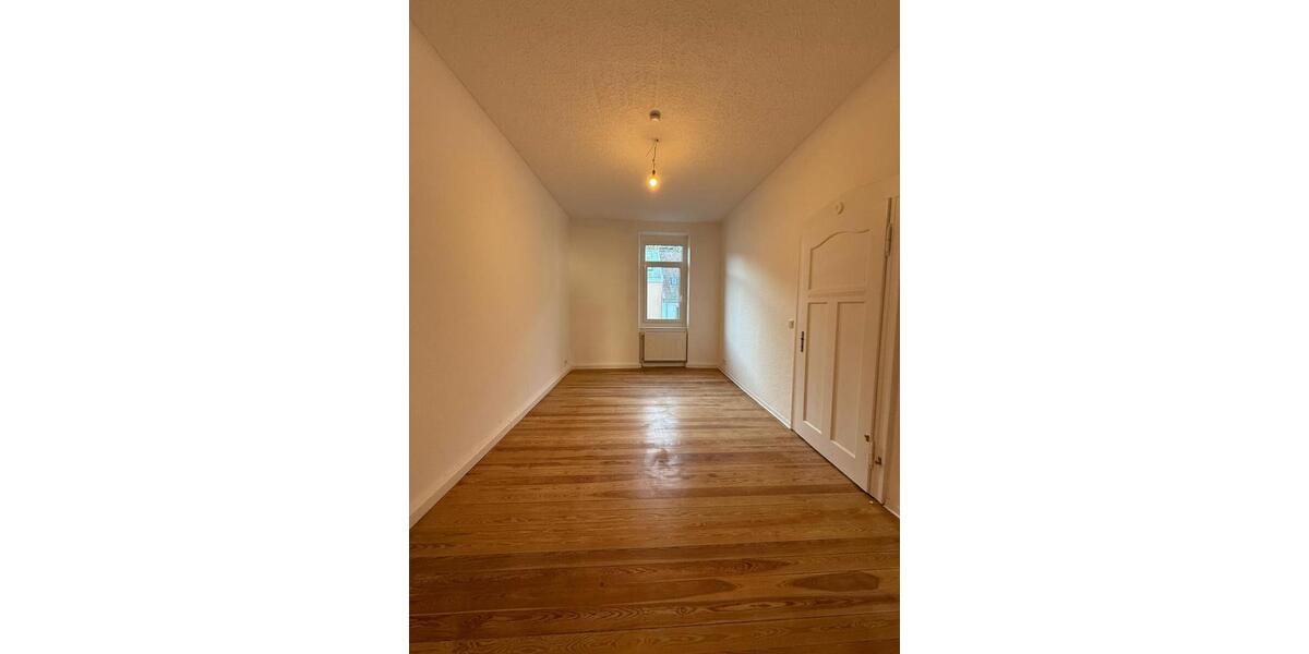 Etagenwohnung Saarbrücken St. Arnual - 1 Zimmer, 20 m&sup2;, 400&euro; | Angebot:24381174