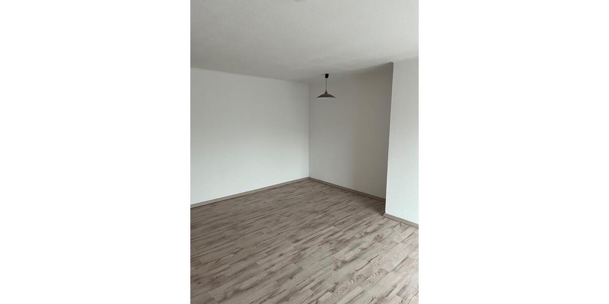 Etagenwohnung Saarbrücken West - 2 Zimmer, 60 m&sup2;, 476&euro; | Angebot:25509779